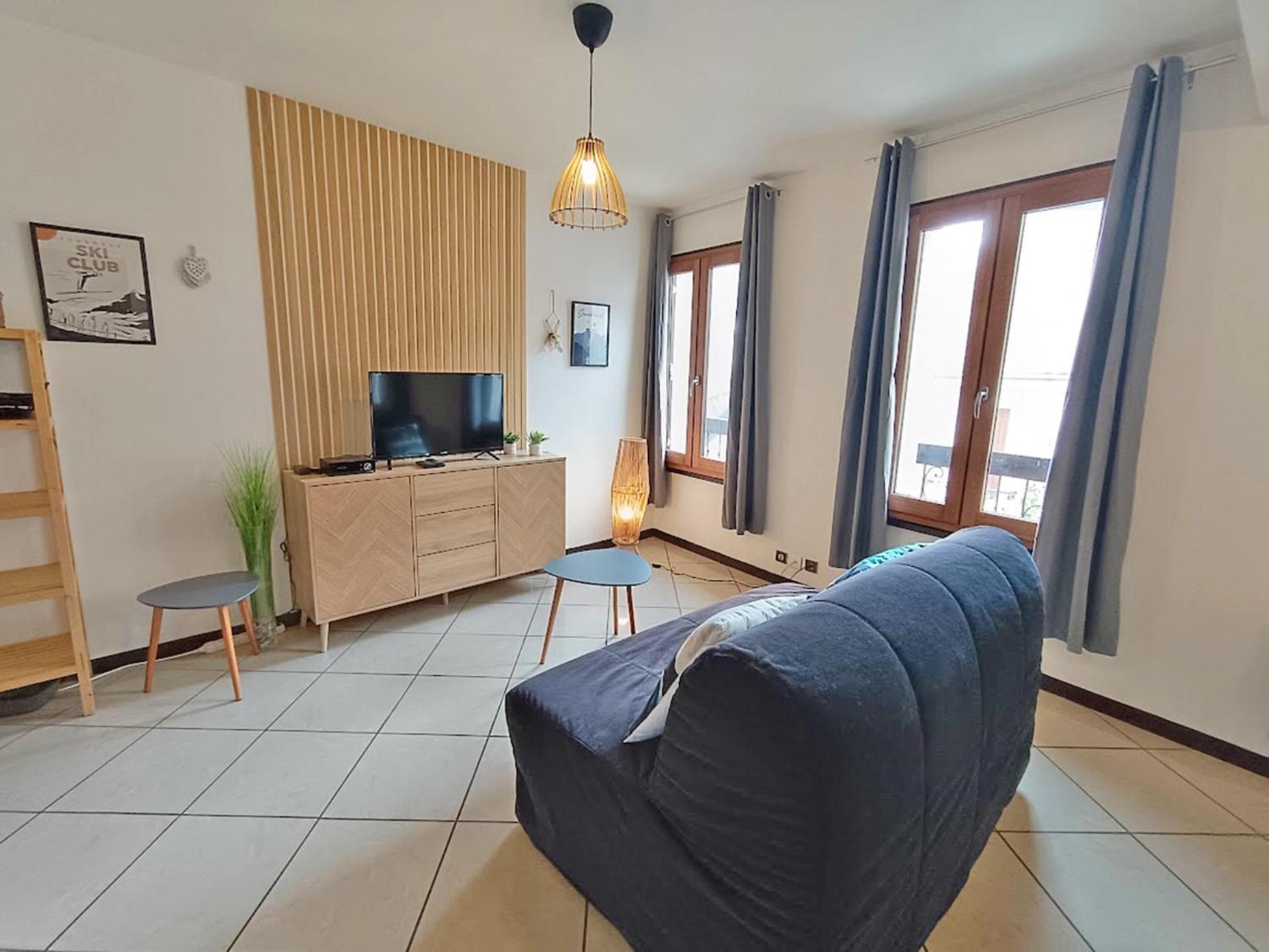 Appartamento Le Louchonnais, T2, Wifi, 4 Personnes Bagnères-de-Luchon Esterno foto
